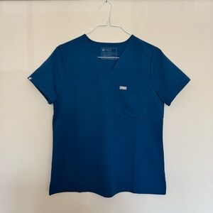 Figs Women’s Catarina V-Neck Scrub Top in Caribbean Blue